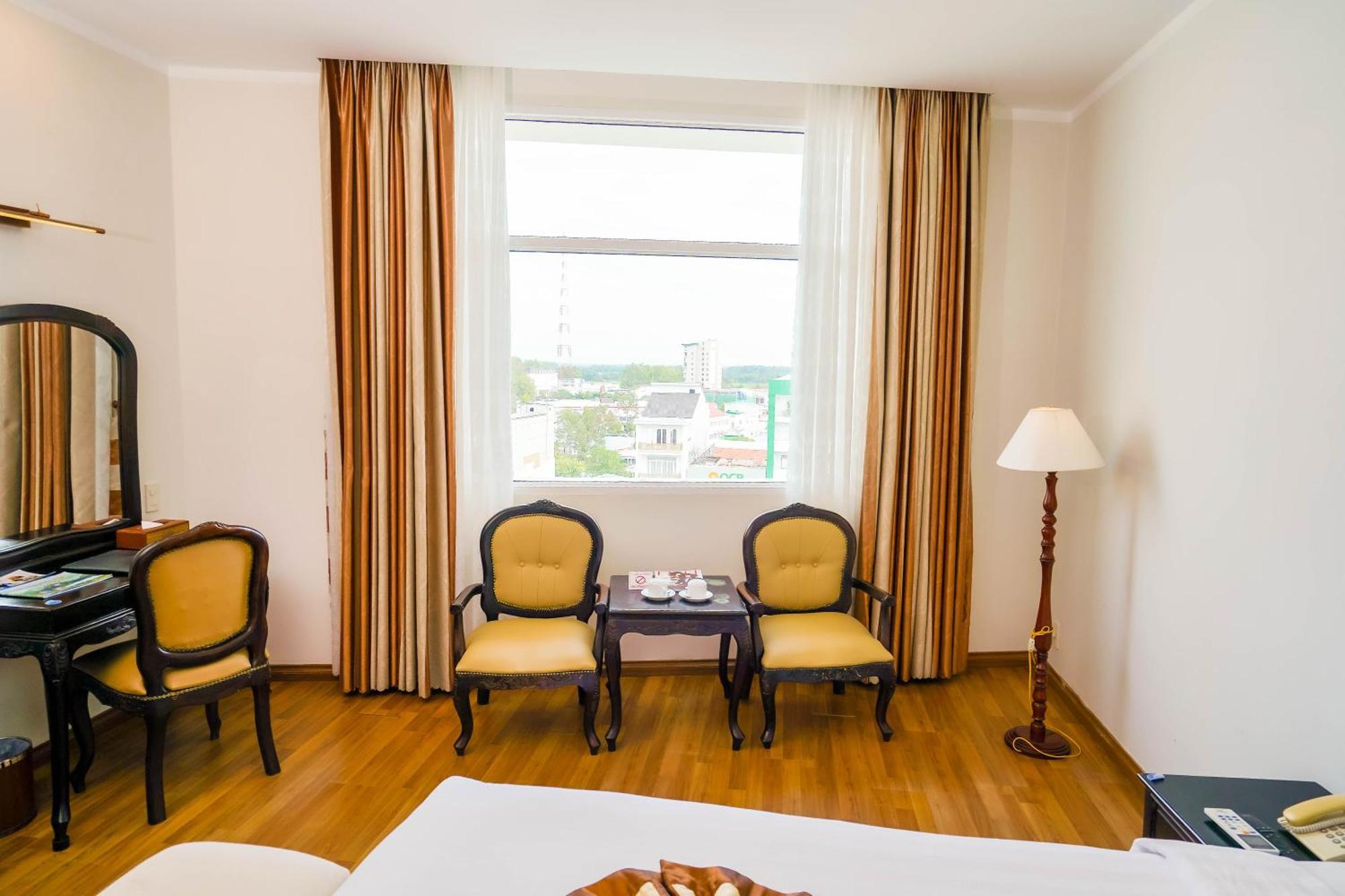 Hoa Binh 1 Hotel Long Xuyên Exteriér fotografie