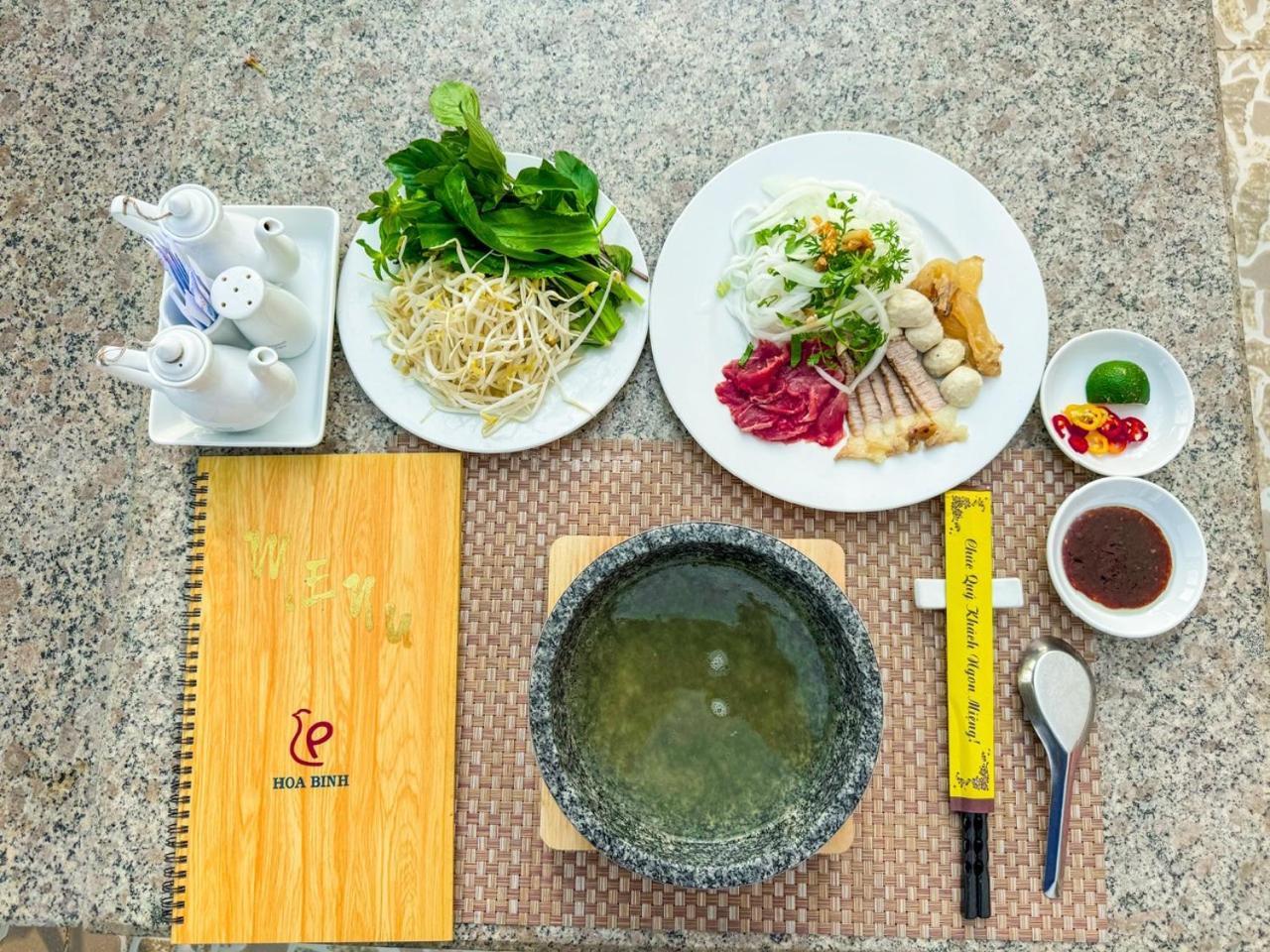 Hoa Binh 1 Hotel Long Xuyên Exteriér fotografie