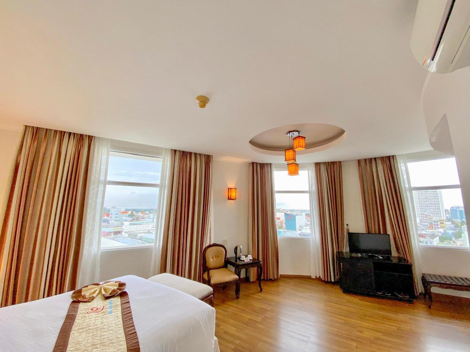 Hoa Binh 1 Hotel Long Xuyên Exteriér fotografie