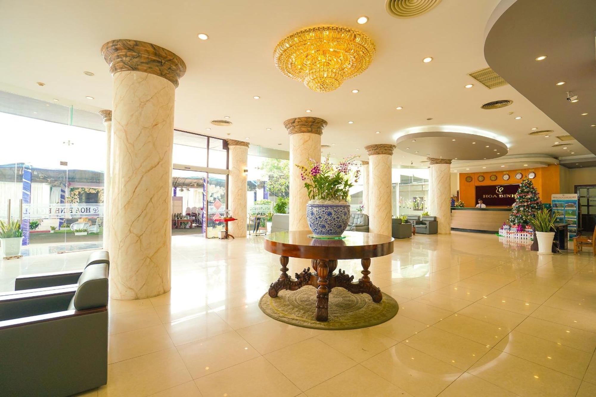 Hoa Binh 1 Hotel Long Xuyên Exteriér fotografie