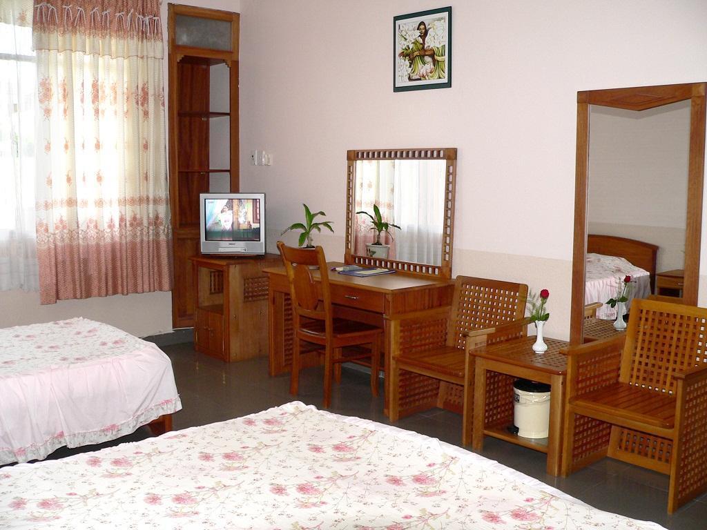Hoa Binh 1 Hotel Long Xuyên Exteriér fotografie